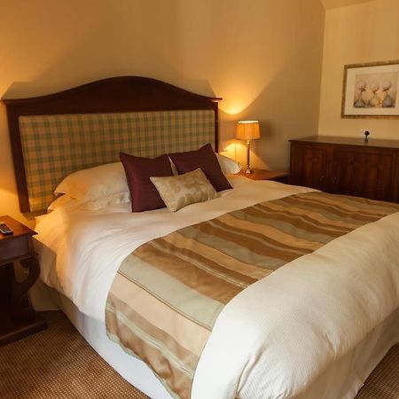 The Woodhouse Arms Hotel แกรนแธม ภายนอก รูปภาพ